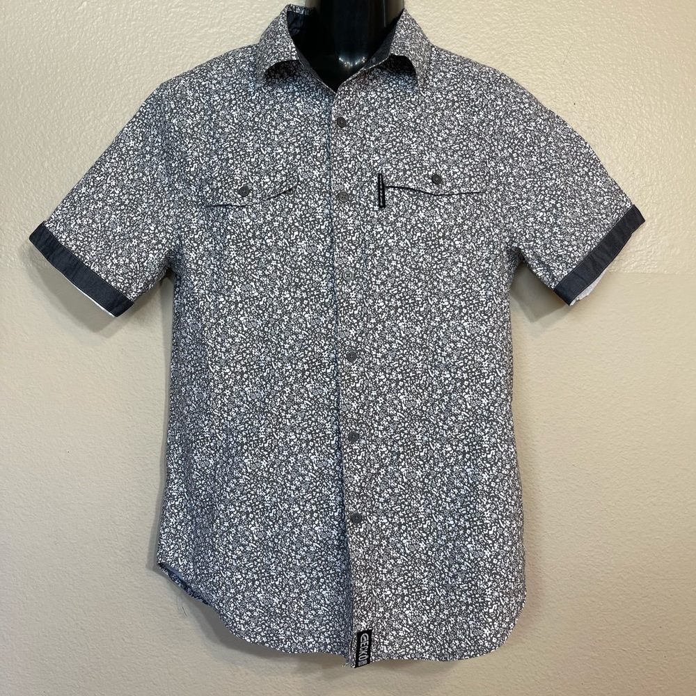 Ecko Men’s Grey and White Floral Short Sleeve Shirt